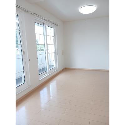 リーベンデール 203【管理NO：1-015792001-02030】 ★家具家電は申し込み後に搬入します★の物件画像