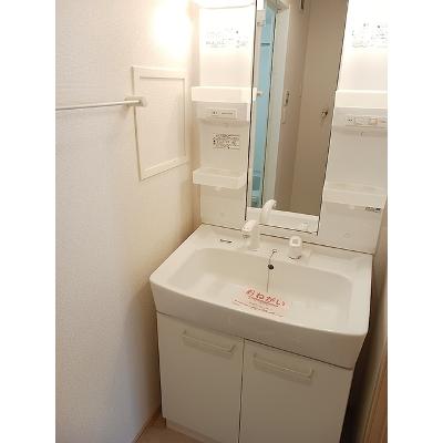 リーベンデール 203【管理NO：1-015792001-02030】 ★家具家電は申し込み後に搬入します★の物件画像
