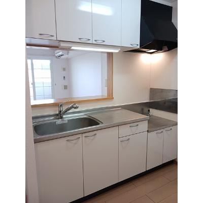 ラフィネ　ドゥ 201【管理NO：1-014491302-02010】 ★家具家電は申し込み後に搬入します★の物件画像