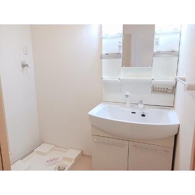カーサ　エテルナⅡ 102【管理NO：1-019753902-01020】 ★家具家電は申し込み後に搬入しますの物件画像