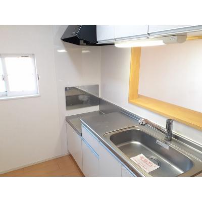 アスカ　Ｅ 201【管理NO：1-018302601-02010】 ★家具家電は申し込み後に搬入します★の物件画像