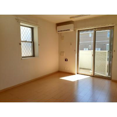 アスカ　Ａ 105【管理NO：1-016079301-01040】 ★家具家電は申し込み後に搬入します★の物件画像