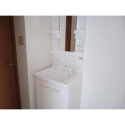 ベルハイツ・むつみ　Ａ 102【管理NO：1-011455301-01020】 ★家具家電は申し込み後に搬入しますの物件画像