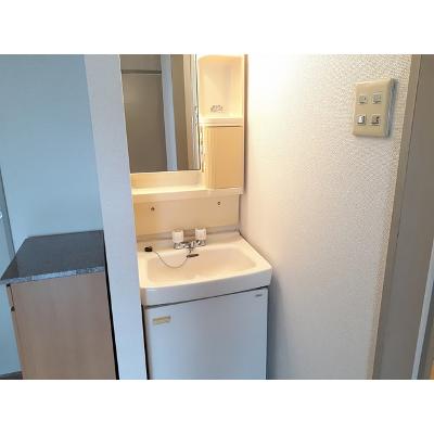 サンパティークⅠ 101【管理NO：1-005890101-01010】 ★家具家電は申し込み後に搬入します 2026年07月中旬入居可能の物件画像