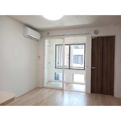 バリーフィールド　Ａ 103【管理NO：1-028704501-01030】 ★家具家電は申し込み後に搬入します★の物件画像