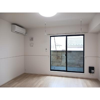 カトレア 205【管理NO：1-028382801-02040】 ★家具家電は申し込み後に搬入します★の物件画像