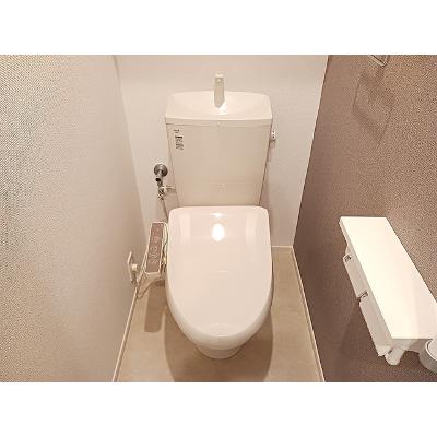 カトレア 205【管理NO：1-028382801-02040】 ★家具家電は申し込み後に搬入します★の物件画像