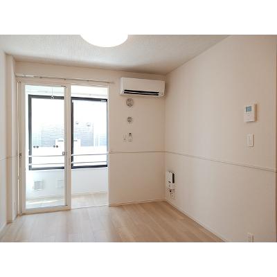 メゾン・ストリートⅡ 103【管理NO：1-027364101-01030】 ★家具家電は申し込み後に搬入します★ ★2026年09月上旬入居可能★の物件画像