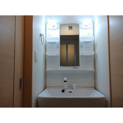 ファースト・スター 105【管理NO：1-020783801-01040】 ★家具家電は申し込み後に搬入します★の物件画像
