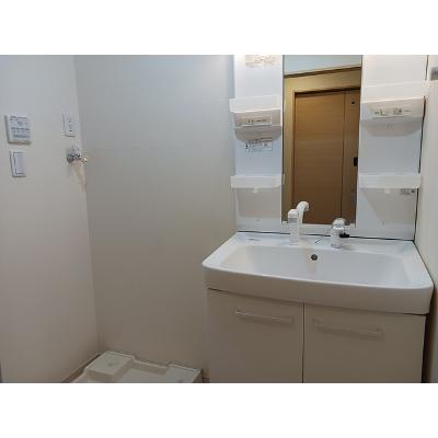 アスカ　Ｆ 205【管理NO：1-018302602-02040】 ★家具家電は申し込み後に搬入します★の物件画像