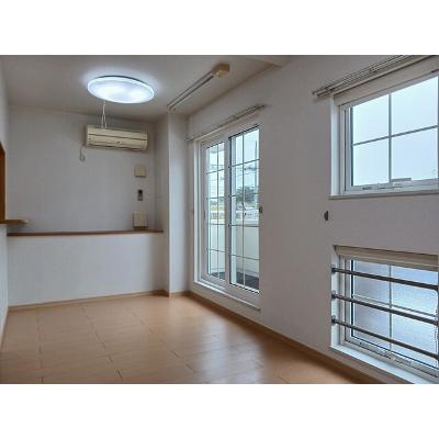 カーサ　ソラーレ　Ｂ 203【管理NO：1-015500902-02030】 ★家具家電は申し込み後に搬入します★の物件画像