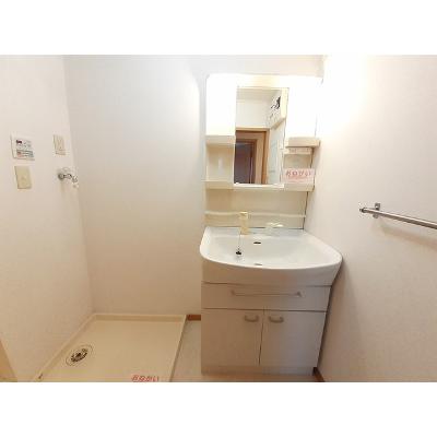 アザレア　壱番館 201【管理NO：1-014013201-02010】 ★家具家電は申し込み後に搬入します★ ★2026年09月下旬入居可能★の物件画像