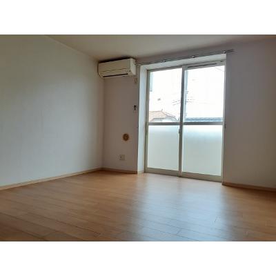 シャンペトレⅡ 202【管理NO：1-009353402-02020】 ★家具家電は申し込み後に搬入しますの物件画像