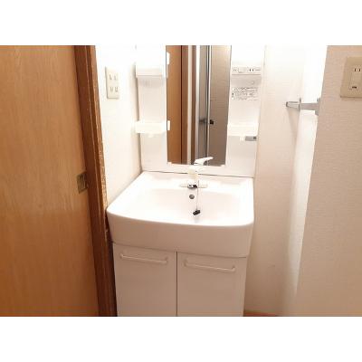 シャンペトレⅡ 202【管理NO：1-009353402-02020】 ★家具家電は申し込み後に搬入しますの物件画像
