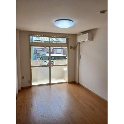 エルサティⅠ 101【管理NO：1-002740802-01010】 ★家具家電は申し込み後に搬入します★の物件画像