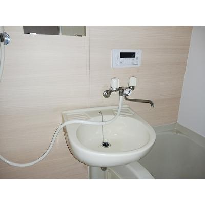 エルディム花月 201【管理NO：1-001410401-02010】 ★家具家電は申し込み後に搬入します★の物件画像