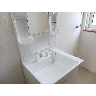ペルル 101【管理NO：1-011326701-01010】 ★家具家電は申し込み後に搬入します★の物件画像