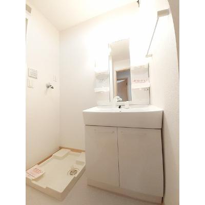 グリシーヌＡ 101【管理NO：1-016563701-01010】 ★家具家電は申し込み後に搬入します★の物件画像