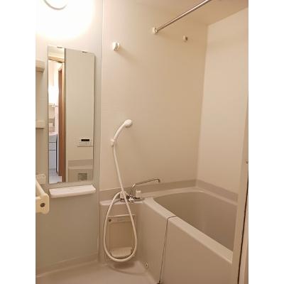 グリシーナ 101【管理NO：1-014657101-01010】 ★家具家電は申し込み後に搬入します★の物件画像