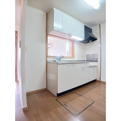 アユム・Ａ 102【管理NO：1-013768401-01020】 ★家具家電は申し込み後に搬入します★の物件画像
