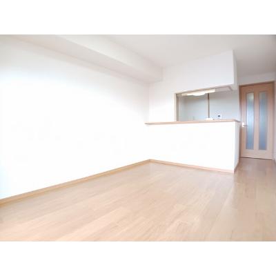Ｚｅｐｈｙｒ　ゼファー 303【管理NO：1-012964201-03030】 ★家具家電は申し込み後に搬入します★の物件画像
