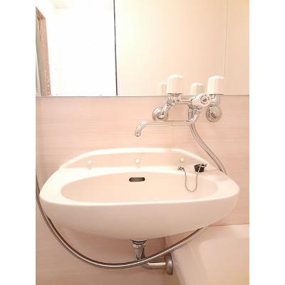 ピュアハイム 102【管理NO：1-004052001-01020】 ★家具家電は申し込み後に搬入します 2026年07月中旬入居可能の物件画像