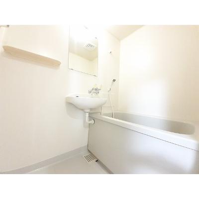 ユリカハイツ　Ⅲ 201【管理NO：1-003280902-02010】 ★家具家電は申し込み後に搬入します★の物件画像