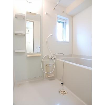 プラムⅢ 102【管理NO：1-014494501-01020】 ★家具家電は申し込み後に搬入します★の物件画像