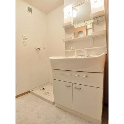ラフレシールＢ 203【管理NO：1-013836502-02030】 ★家具家電は申し込み後に搬入します★の物件画像