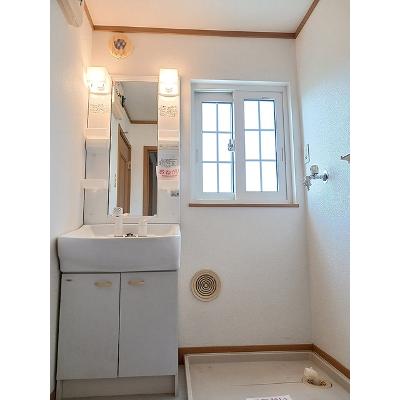 メゾン・ソレイユＡ 101【管理NO：1-012008501-01010】 ★家具家電は申し込み後に搬入します★の物件画像