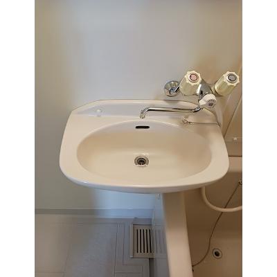 シャローム 201【管理NO：1-003486501-02010】 ★家具家電は申し込み後に搬入しますの物件画像