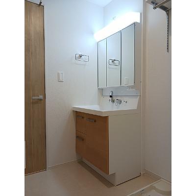 アルソラーレⅡ 102【管理NO：1-028686202-01020】 ★家具家電は申し込み後に搬入します★の物件画像