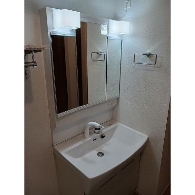 ルミエール城東 203【管理NO：1-028279402-02030】 ★家具家電は申し込み後に搬入します★の物件画像