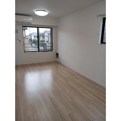ルミエール城東 201【管理NO：1-028279402-02010】 ★家具家電は申し込み後に搬入します★の物件画像