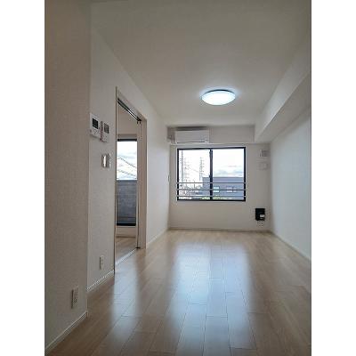 ルーチェ城東 201【管理NO：1-028279401-02010】 ★家具家電は申し込み後に搬入します★の物件画像