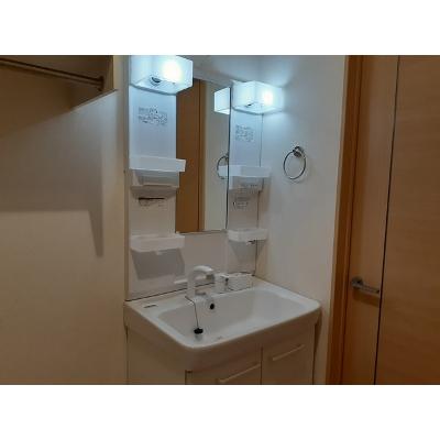 フィオーレＢ 101【管理NO：1-019570602-01010】 ★家具家電は申し込み後に搬入します★の物件画像