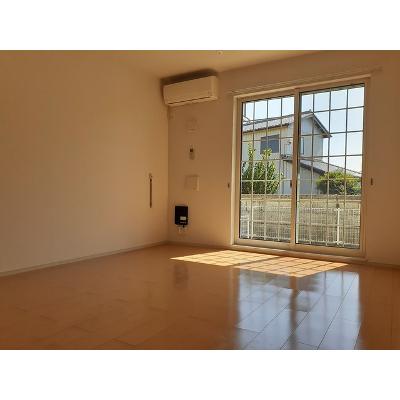 スカイツリーⅡ 102【管理NO：1-017825601-01020】 ★家具家電は申し込み後に搬入します★の物件画像