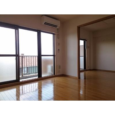 サンリット萩山公園 303【管理NO：1-013616701-03030】 ★家具家電は申し込み後に搬入しますの物件画像