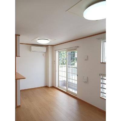 サンパティーク 205【管理NO：1-012940401-02040】 ★家具家電は申し込み後に搬入します★の物件画像