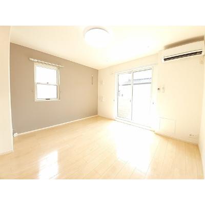 プチメゾンジェルメＢ 101【管理NO：1-021789102-01010】 ★家具家電は申し込み後に搬入しますの物件画像
