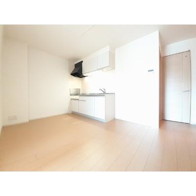 プリムローズ　Ｂ 101【管理NO：1-018489602-01010】 ★家具家電は申し込み後に搬入しますの物件画像