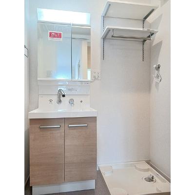 パンル 201【管理NO：1-028619901-02010】 ★家具家電は申し込み後に搬入しますの物件画像