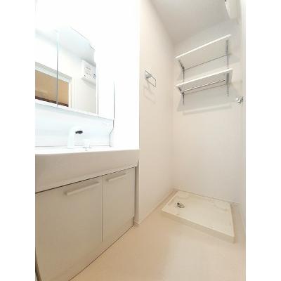 グラン・シャリオ伊勢崎　参番館 203【管理NO：1-026838203-02030】 ★家具家電は申し込み後に搬入します★の物件画像