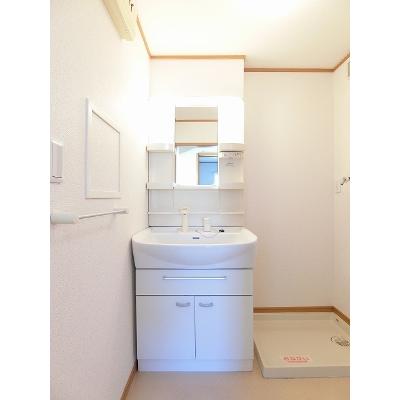 レジェンドアーク　Ⅰ 201【管理NO：1-013723701-02010】 ★家具家電は申し込み後に搬入しますの物件画像