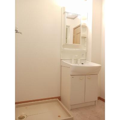 プリムローズＢ 204【管理NO：1-012150902-02040】 ★家具家電は申し込み後に搬入しますの物件画像