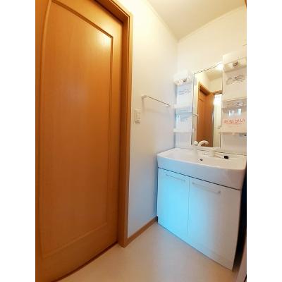プリマヴェーラ 101【管理NO：1-015316801-01010】 ★家具家電は申し込み後に搬入しますの物件画像