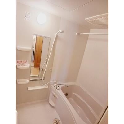 ローレル 101【管理NO：1-013331401-01010】 ★家具家電は申し込み後に搬入しますの物件画像