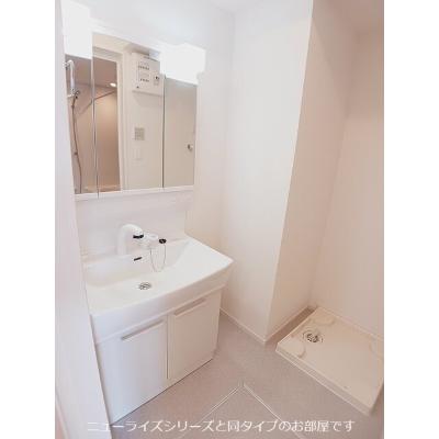 グロワール 102【管理NO：1-028556701-01020】 ★家具家電は申し込み後に搬入します 2026年10月下旬入居可能の物件画像