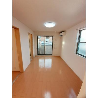 和Ⅲ 103【管理NO：1-020835201-01030】 ★家具家電は申し込み後に搬入します★の物件画像