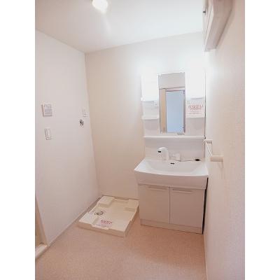 ミニヨン３ 201【管理NO：1-020531303-02010】 ★家具家電は申し込み後に搬入しますの物件画像